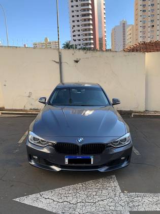 BMW 320i 2.0 16V TURBO ACTIVE FLEX 4P AUTOMÁTICO BMW 320i 2.0 16V TURBO ACTIVE FLEX 4P AUTOMÁTICO